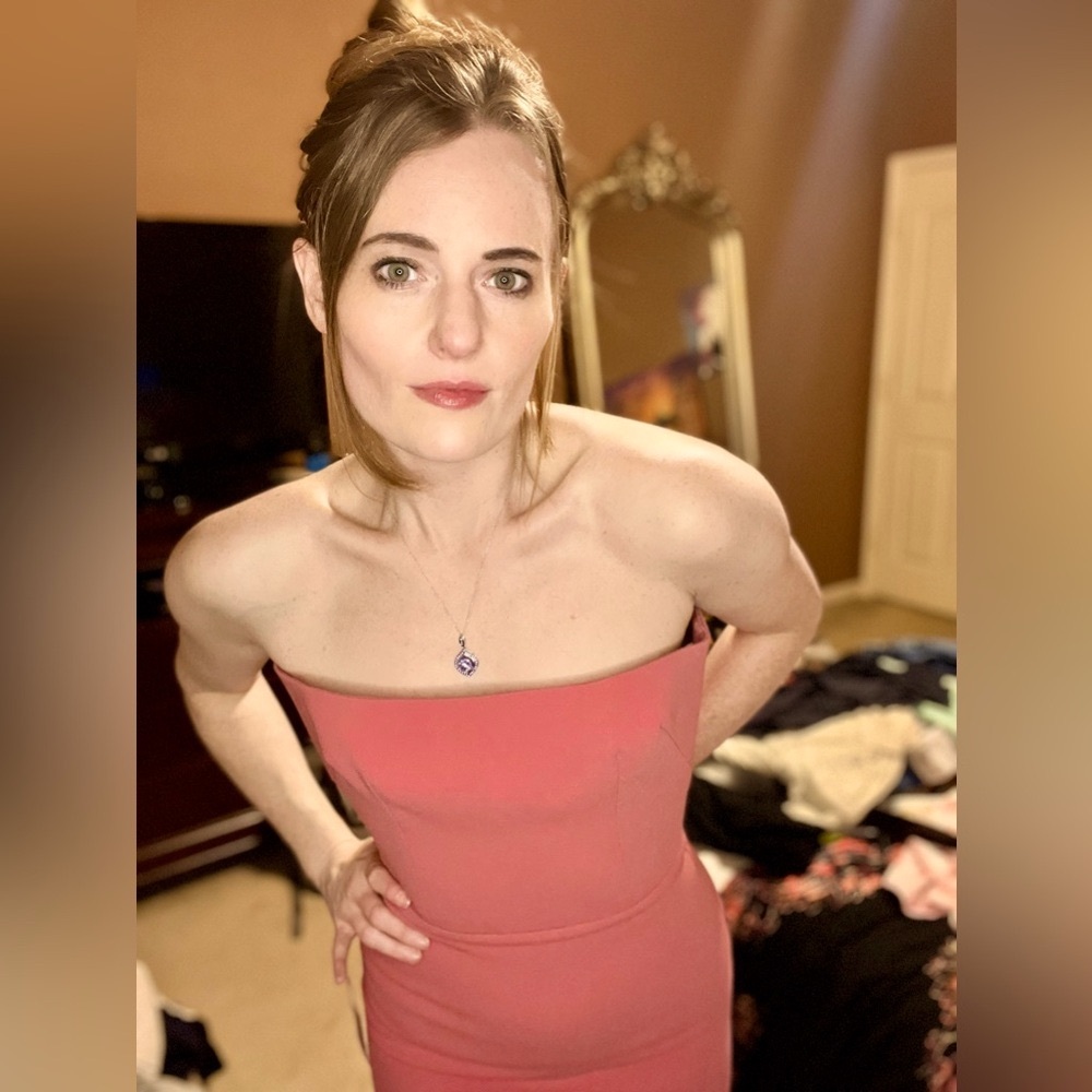 Alex Perry Elegant Coral Strapless Dress - Picture 4 of 16